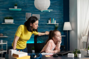 Raising Emotionally Strong Kids: 4 Parenting Lessons That Actually Work
